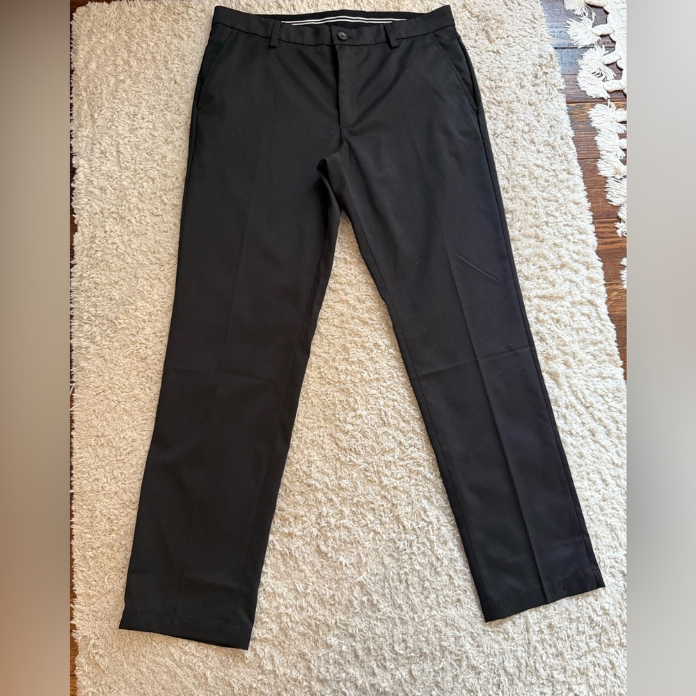 Men's Amazon Essentials Black Dress Pants Size 35x32